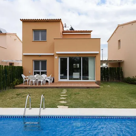 Villa Sinfonia By On Travel